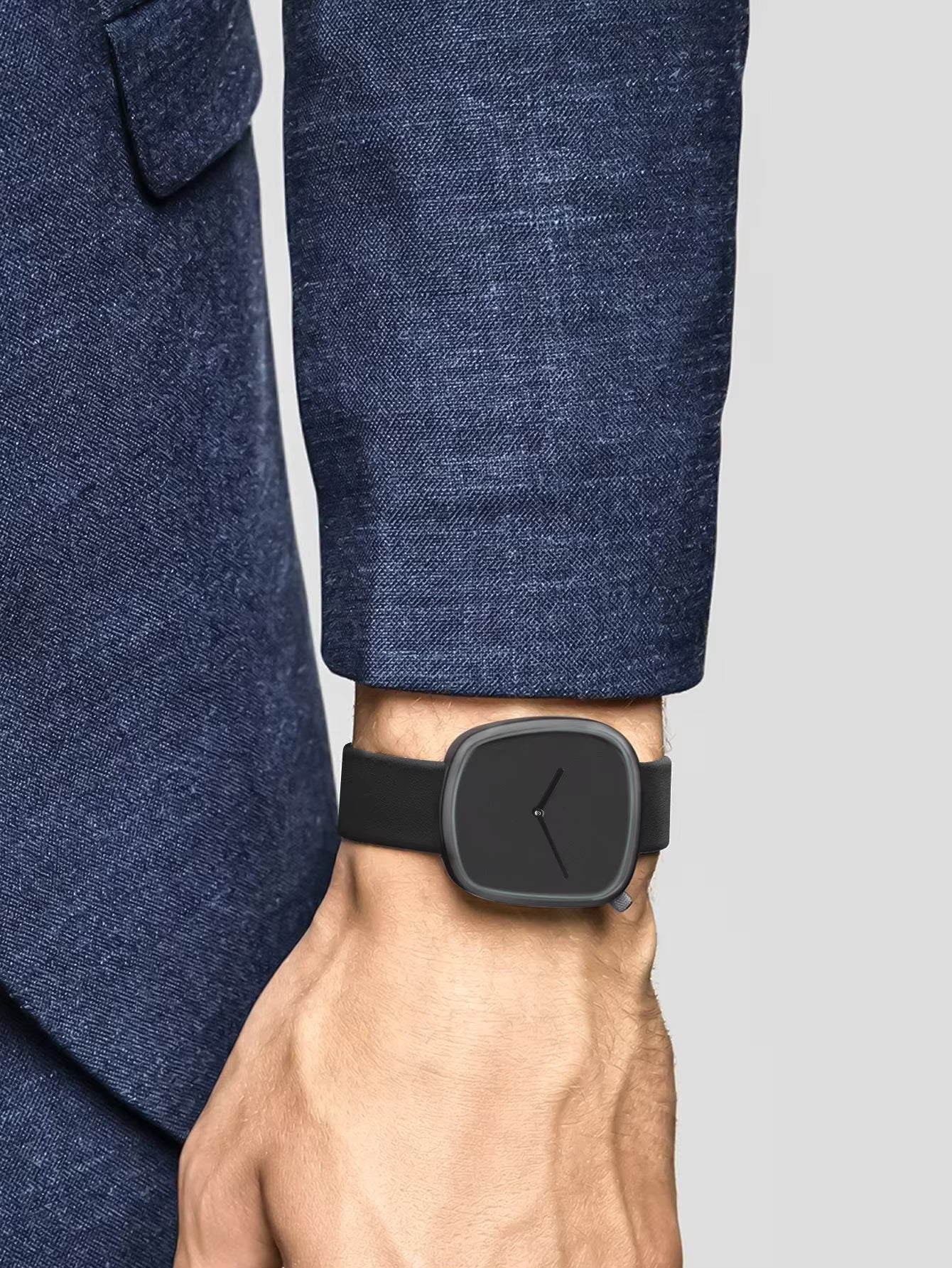 TOMI Classic Leather Strap Watch