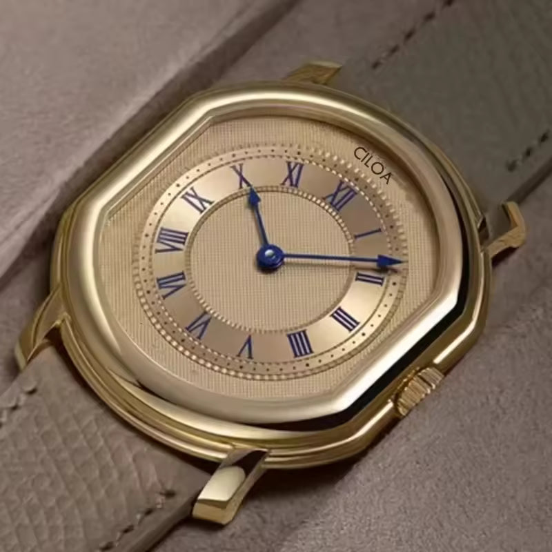 CILOA Retro Gold Quartz Watch